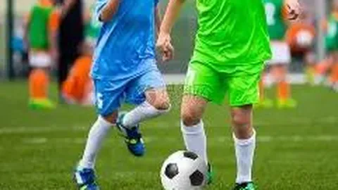 “巴勒莫战局紧张！曼托瓦豪取11胜，誓要一招制胜擒拿巴勒莫！”