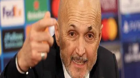 韦德遭莱利离弃，巴特勒调侃：“你太萌了！”